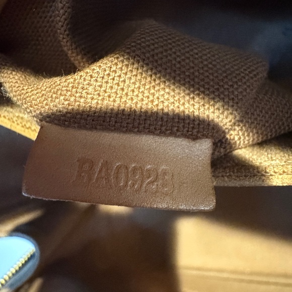 Louis Vuitton Vintage Alma - Picture 9 of 9